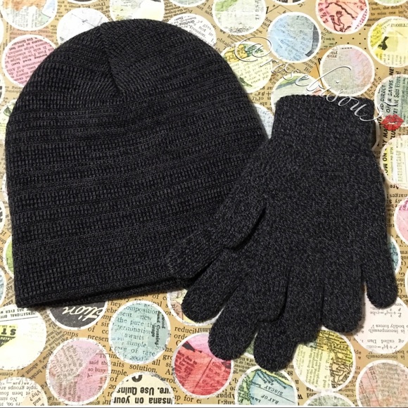 x7HP! ❄️Kids Beanie + Gloves Set🧤 —PRICE FIRM— - Picture 6 of 6